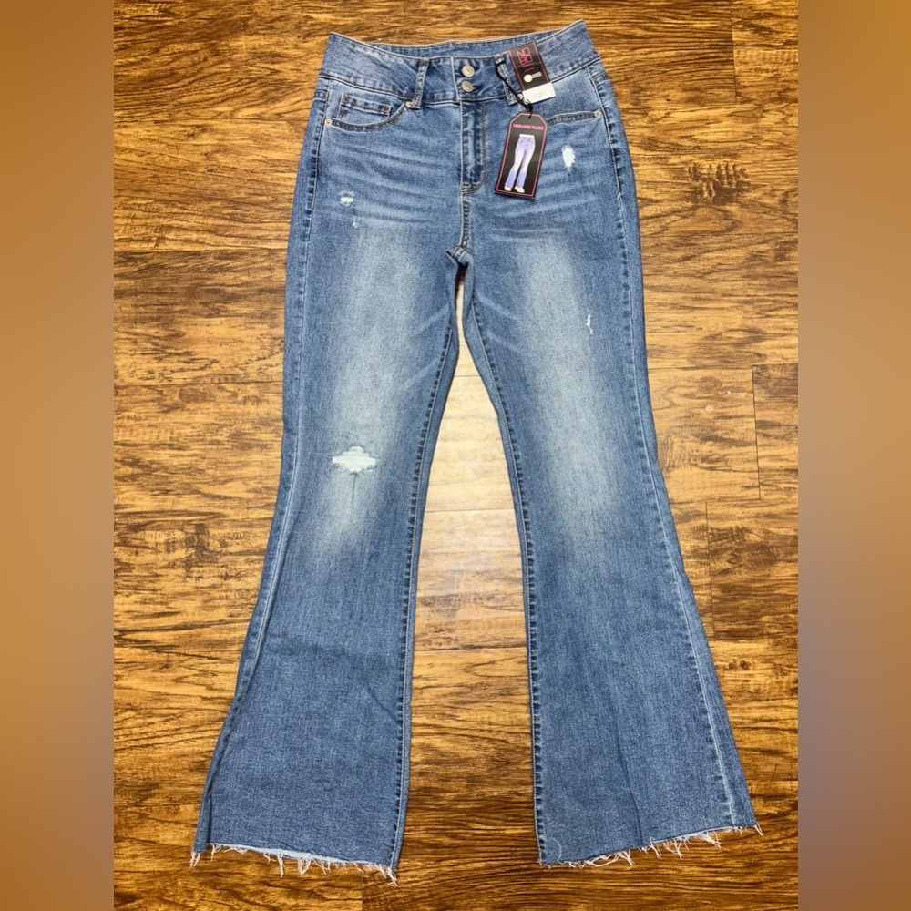 No Boundaries High Rise Double Button Flare Jeans Size 7